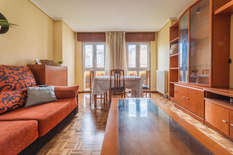 Foto d430643c-2954-44d9-b503-4540d1f15b4a. Pis amb calefacció aparcament a Alisal - San Román Santander