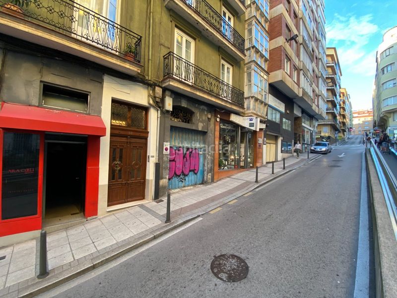 Foto 5ce67cf4-5192-4c42-81a6-ad4f7ab3f5c5. Local comercial a Centro - Ayuntamiento Santander