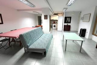 Local commercial en Inmobiliaria - Barreda. Local comercial convertido en vivienda en el corazn de torrelav