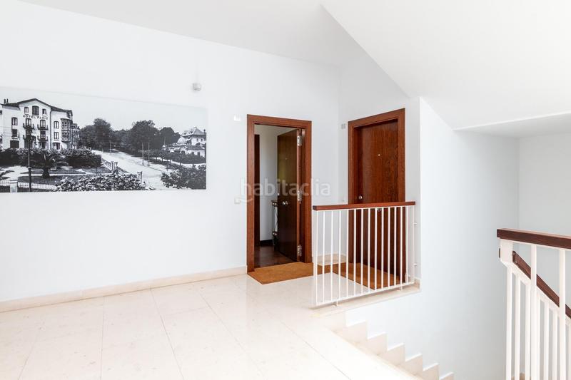 Foto a88fe52c-def6-4385-9957-8bc355b4efc2. Appartement avec chauffage parking dans El Sardinero Santander