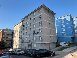 Appartement  Calle fernando rios. Piso para reformar cerca de universidades y playas en santander!