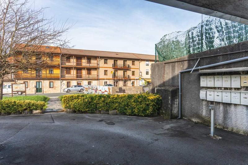 Foto 0117b865-9811-4296-8e03-89d0b65e1c92. Autoparkplatz in Heras - Santiago - San Salvador Medio Cudeyo