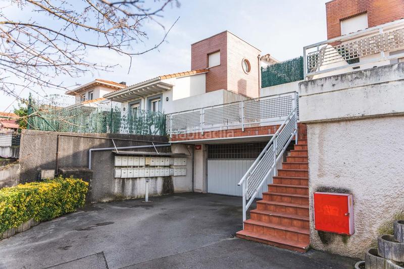 Foto 1cbe4534-cd25-4fb1-8823-558128528495. Autoparkplatz in Heras - Santiago - San Salvador Medio Cudeyo