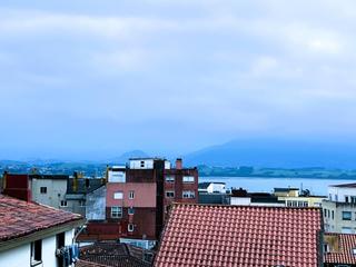 Appartement  Calle canalejas. Tu nuevo hogar te espera en canalejas  alto miranda!