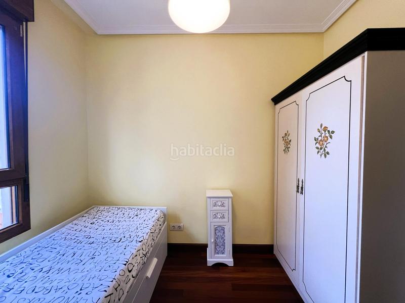 Foto fa1369a9-3efc-4f7f-8bf1-d4f8ec01415b. Appartamento con riscaldamento in Puerto Chico Santander