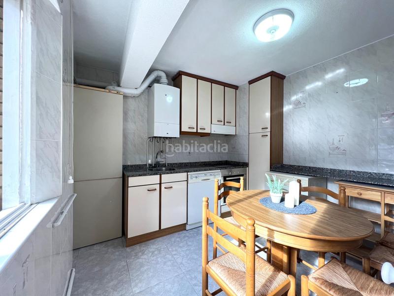 Foto 01de1f3b-a665-44cd-8d01-80ceec0cd285. Miete etagenwohnung mit heizung in Los Castros Santander