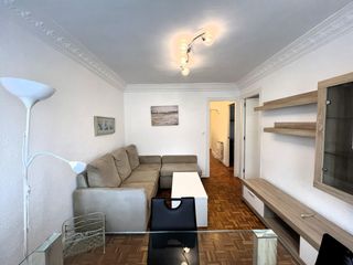 Miete Etagenwohnung  Calle tetuán. Fantástico piso en calle tetuán, impecable