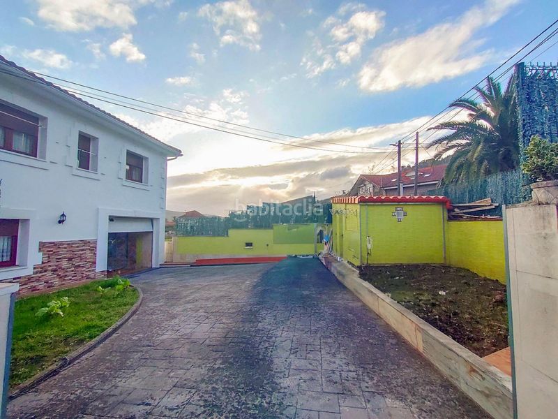 Foto 5a9a2658-50f7-4ca7-8174-e6429d4bb477. Casa aparellada amb calefacció aparcament a Castañeda