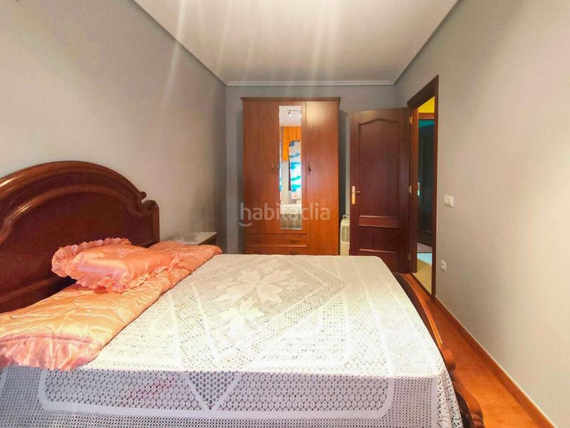 Foto 95e9b920-c8b9-4bf8-9f07-157ffe0da6f0. Casa aparellada amb calefacció aparcament a Castañeda