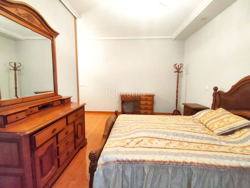 Foto e79854a0-038d-4430-b9ca-0aed7c6ad7c2. Casa aparellada amb calefacció aparcament a Castañeda