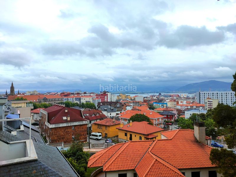 Foto bb4c4662-3dd0-4d93-8bd2-7b80ba2068d0. Rent flat with heating parking in Cuatro Caminos Santander