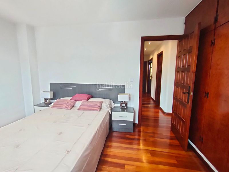 Foto e8bc3bc4-e863-4b57-8514-758da1a8d3a4. Rent flat with heating parking in Cuatro Caminos Santander