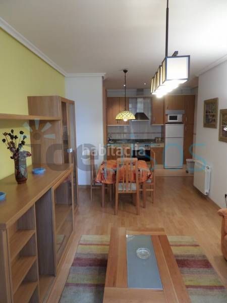 Foto 31b76ca7-4078-44ef-ab83-723863476232. Rent flat with heating in Puerto Chico Santander