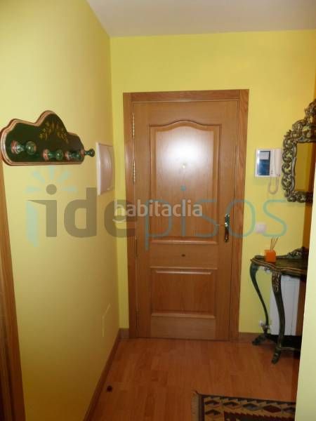 Foto 791f18ac-5228-4793-9e00-025e4e16bc4d. Rent flat with heating in Puerto Chico Santander