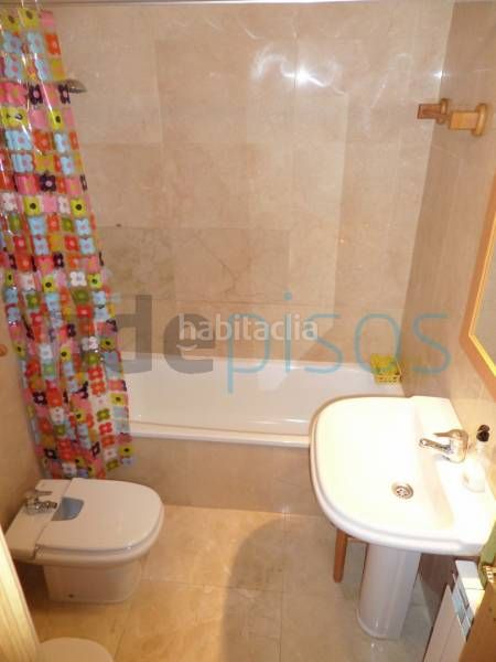 Foto 85ba90d9-7fdc-4fdd-bccf-3de54bbbbd67. Rent flat with heating in Puerto Chico Santander
