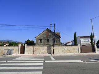 Casa  Lugar gayos. Se vende casa con terreno en tui
