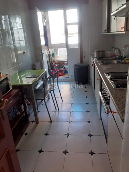 Foto ba4367e9-ead6-48d0-ae9d-51cd322a333b. Piso  en llorones en Fátima Vigo