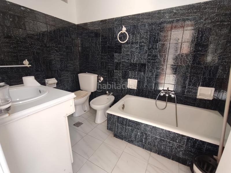 Foto b7f83f60-b382-44a8-be81-c87142fb916b. Casa adosada chalet pareado en cabral en Cabral - Candeán Vigo