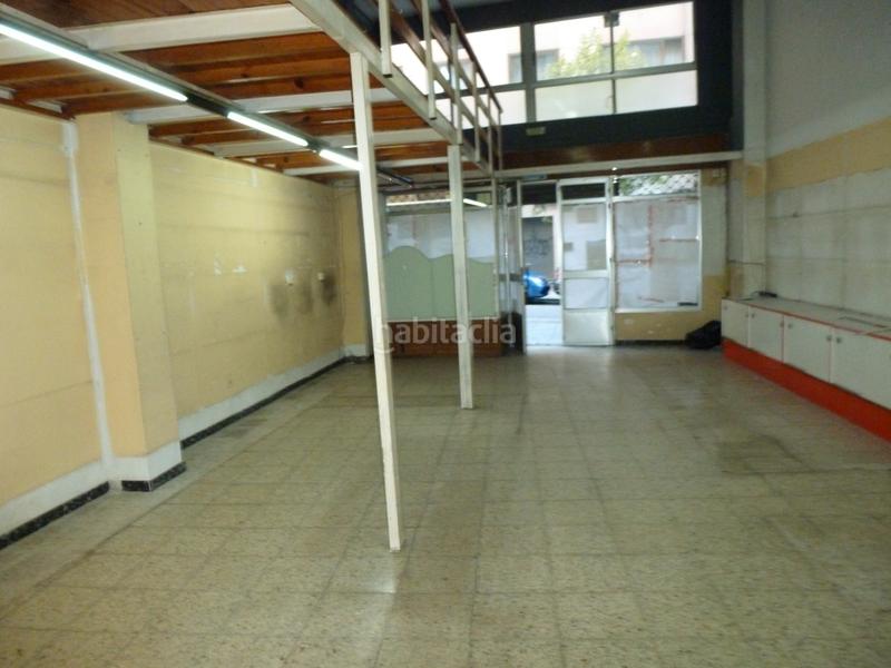 Foto 9dcf1d86-bf35-4919-83f5-fa782acb8598. Alquiler local comercial local al lado de Fátima en Vigo