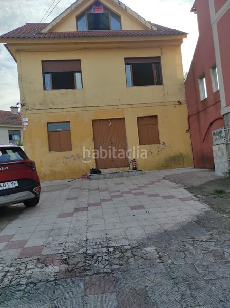 Foto ab22fb19-955e-4714-921c-eec7d88b8589. Edificio  con varias plantas en beade en Valadares - Beade Vigo