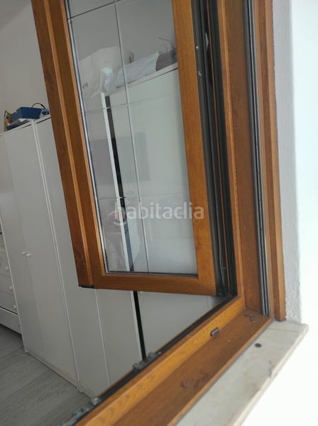 Foto d02eda9f-4af1-4cfc-8548-abe40785256b. Edificio  con varias plantas en beade en Valadares - Beade Vigo