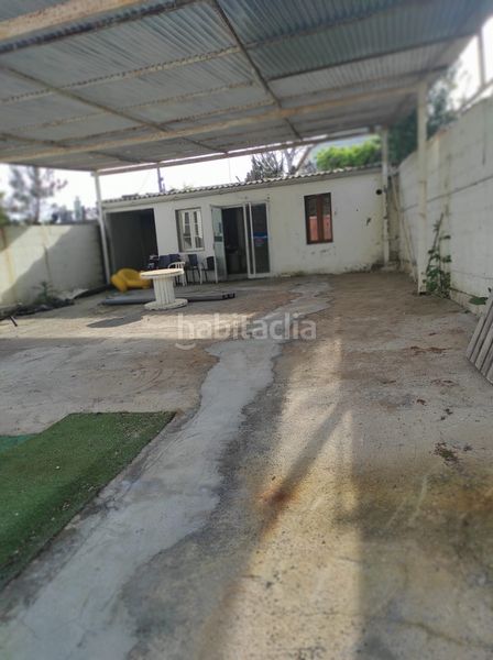 Foto ecdac670-1fbc-427c-ac3d-965eb8983f8d. Edificio  con varias plantas en beade en Valadares - Beade Vigo