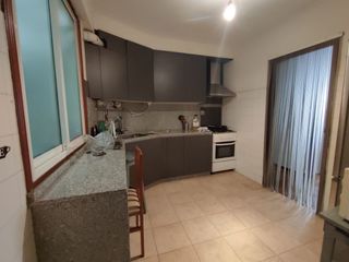 Piso en Rúa de josé antela conde 18. Piso en el centro del calvario