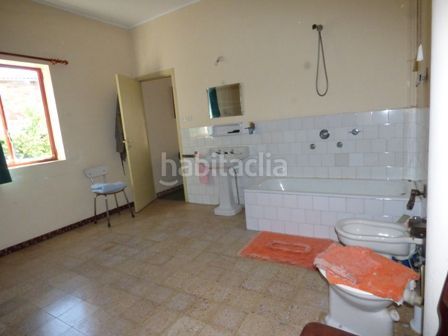 Foto fc36624b-0fff-41ca-a0a9-921a52fce3c0. Chalet with fireplace heating parking in Mondariz - Balneario