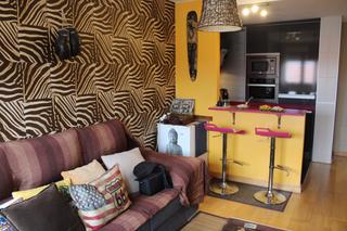Appartement  Calle balmes. Unipal vende piso del año 2008 reformado y con garaje en calle b