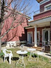 Xalet  Urbanización bota 1. Unipal vende exclusivo y precioso chalet en una de las mejores u