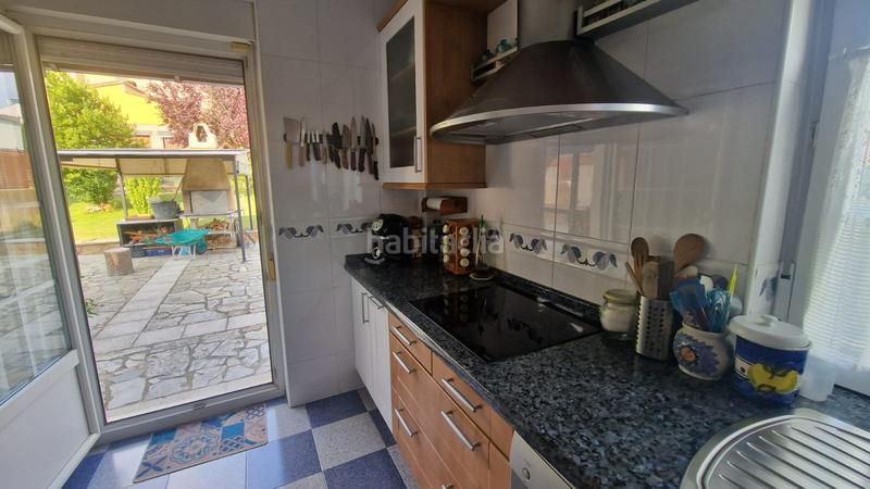Foto b0c4af3a-0105-4b0c-90ac-871951b9a78b. Chalet avec parking dans Villalobón