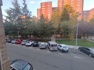 Piso  Calle don pelayo. Unipal vende piso con tres habitaciones, garaje, dos baños en ca