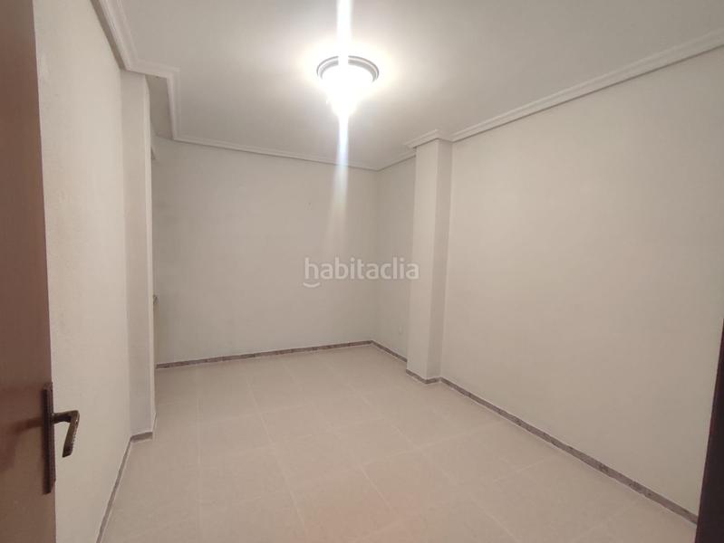 Foto 226729ff-ae5b-481c-8fac-7704c4c53074. Pis amb calefacció aparcament a Ave María Palencia