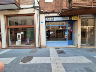 Miete Geschäftsraum  Calle juan de castilla. Unipal alquila local reformado para inmediatamente iniciar tu ne