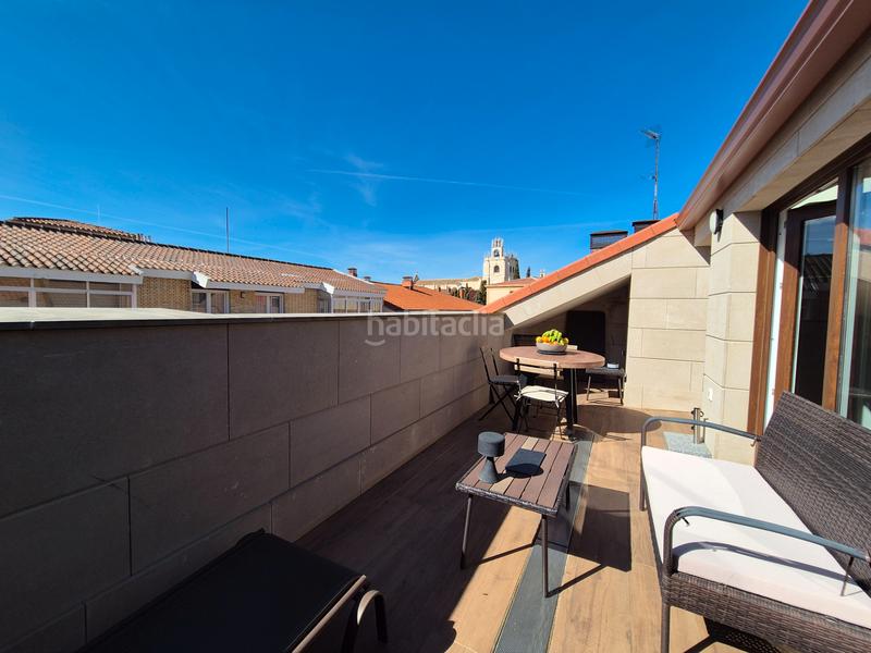 Foto 90373a0a-a48c-4a6d-a406-32524c707261. Appartamento con riscaldamento parcheggio in Centro Palencia