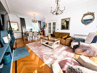 Chalet  Avenida aguilera. Unipal vende espectacular casa de cinco dormitorios en el centro