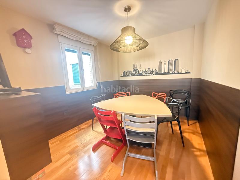 Foto b4dd8dd2-2017-4b6a-9ad1-8e9cb9159d0f. Flat with heating parking in Avenida de Madrid Palencia