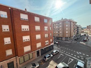 Piso  Calle francisco pizarro. Unipal vende en exclusiva piso para entrar a vivir en francisco