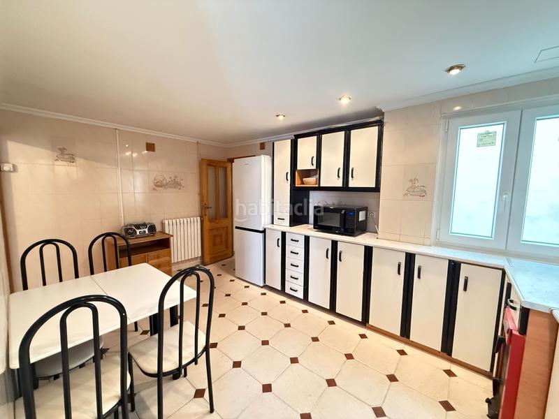 Foto 0905befb-8266-466e-84e1-f188786554aa. Piso unipal vende en exclusiva piso para entrar a vivir en francisco pizarro, en la zona de avda santander (ave maria). en Palencia