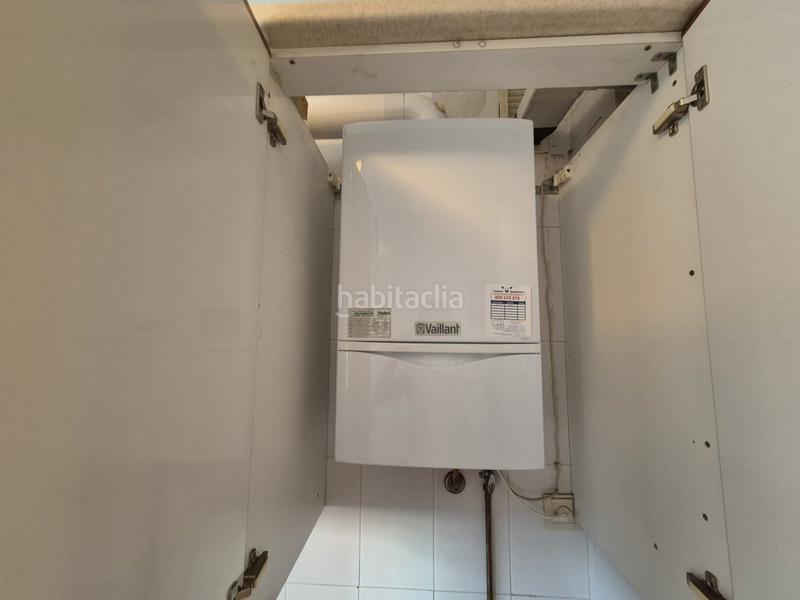 Foto ff1627a8-4906-4ab6-9b93-696f415e8330. Pis amb calefacció aparcament a Ave María Palencia