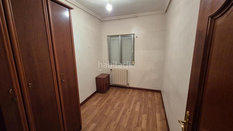 Foto e8e13240-d8df-4792-baea-84dd16431ad0. Piso ¡unipal vende en piso, para entrar a vivir, con tres habitaciones y trastero, a escasos minutos del centro, en San Juanillo. en Palencia