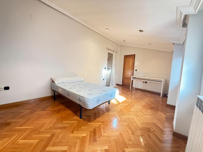 Foto 2797430b-0b25-40c5-9b96-d1924d5b6182. Flat with heating parking in Centro Palencia