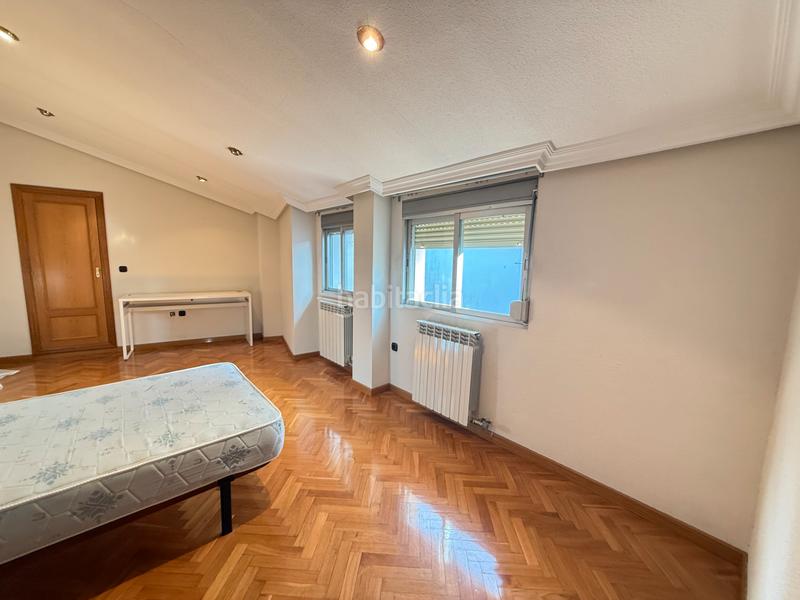 Foto 6185aa1b-fe04-4e72-bb6b-3670fa25b882. Flat with heating parking in Centro Palencia