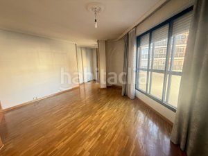 Foto 5f270a56-3fdc-4f05-bffc-2cf937a8d70e. Pis amb calefacció aparcament a Ave María Palencia