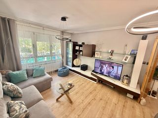 Etagenwohnung  Calle doña sol y doña elvira