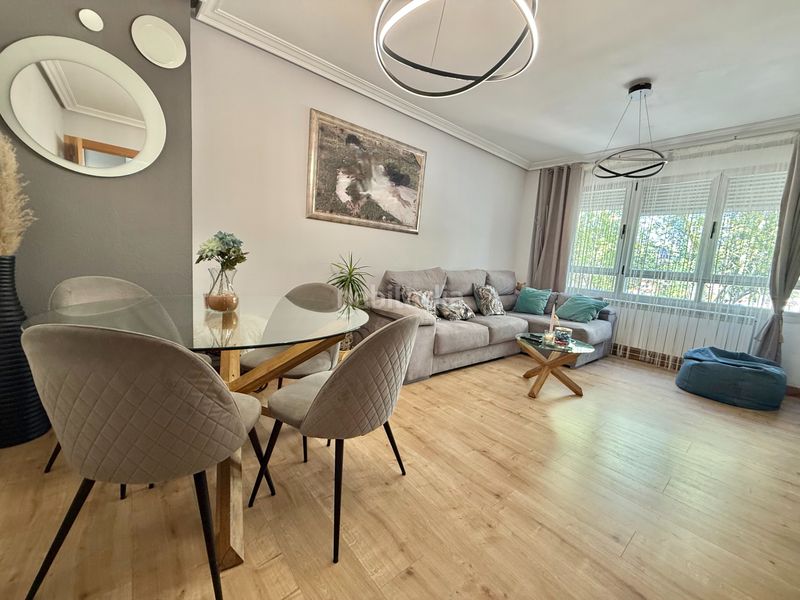 Foto 0ade21a4-8bc6-42c6-96ab-1784e305b863. Pis amb calefacció aparcament a Santiago - San Telmo Palencia