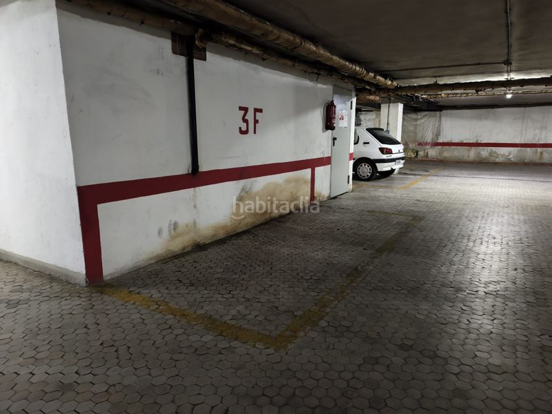 Foto 2bfd9f8f-35bc-434e-be07-a6a027383c23. Aparcament cotxe a Centro Palencia