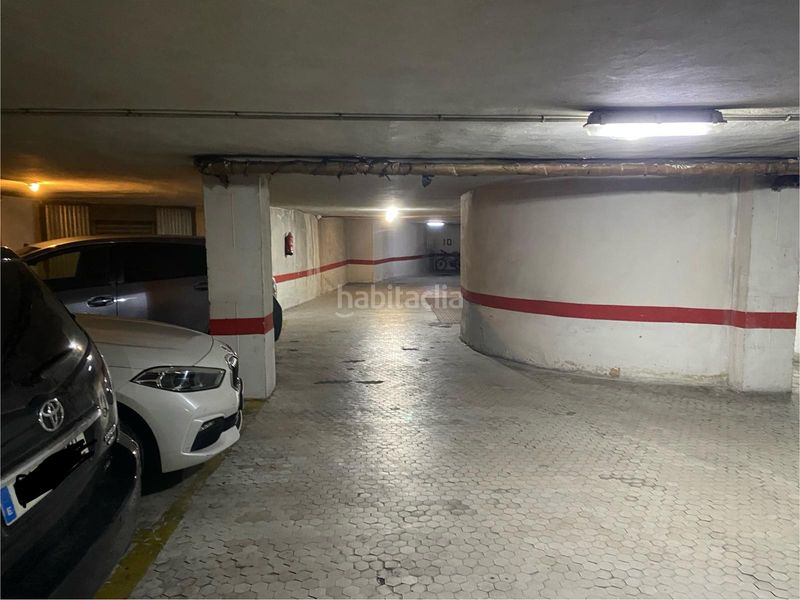 Foto 7711104f-f4af-4198-875f-f9a1c9f04b94. Aparcament cotxe a Centro Palencia