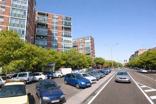 Pis  Calle men�ndez pidal. Unipal vende y financiable al 100% una vivienda en la zona de sa