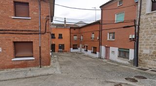 Maison  Plaza el arrabal. Unipal vende casa de pueblo en la capital del cerrato, en el tur